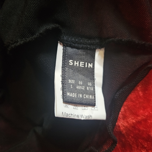 Sheer stretchy crop top  - size L - Picture 3 of 4